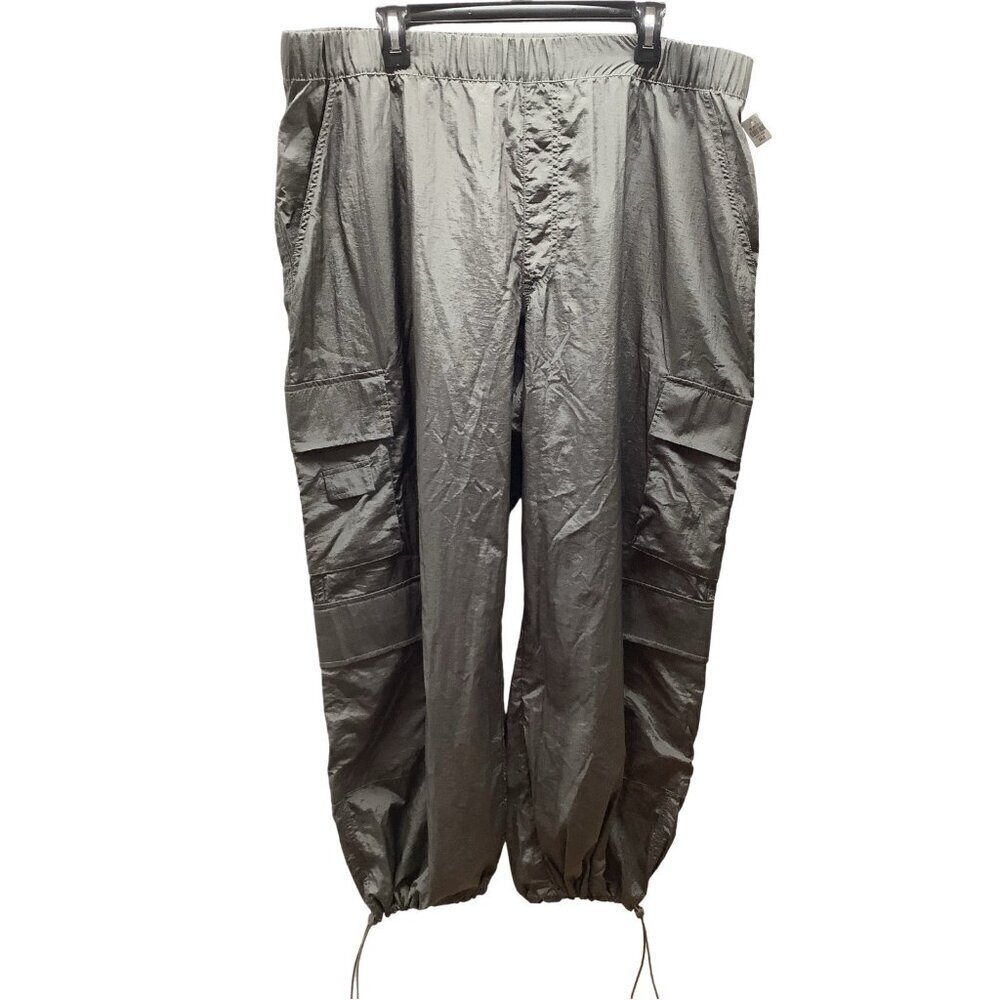 Arizona Size XXL Women’s Grey Elastic Waistband Cargo Pants. New With Tags